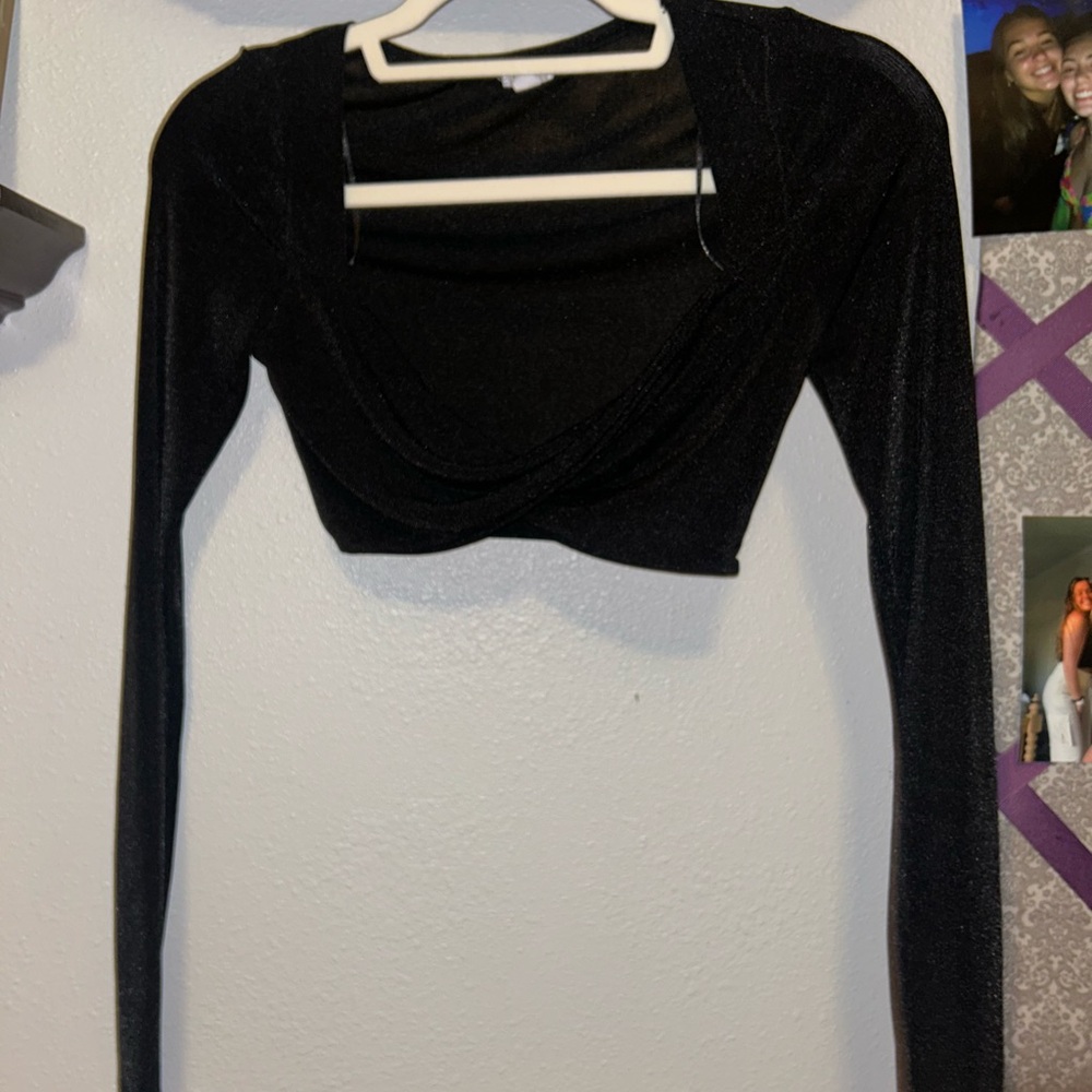 Garage Black Fitted Crop top